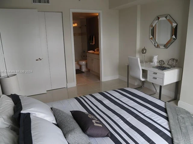 1861 NW S River Dr # 906, Miami FL 33125