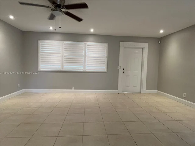 4973 SW 91st Ter, Cooper City FL 33328