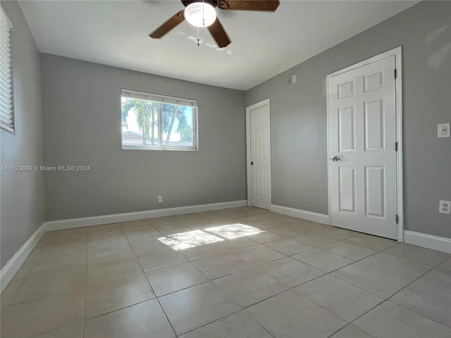 4973 SW 91st Ter, Cooper City FL 33328