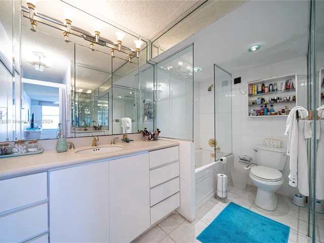 3800 S Ocean Dr # 721, Hollywood FL 33019