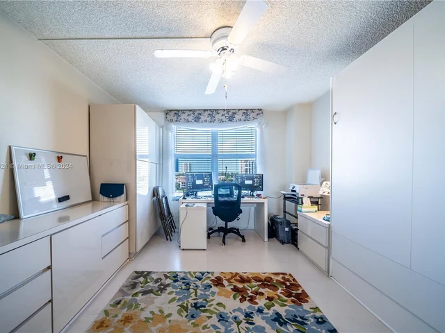 3800 S Ocean Dr # 721, Hollywood FL 33019