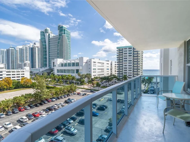 3800 S Ocean Dr # 721, Hollywood FL 33019