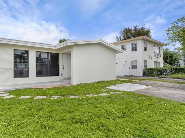 700 NE 23rd Ave # 1, Pompano Beach FL 33062