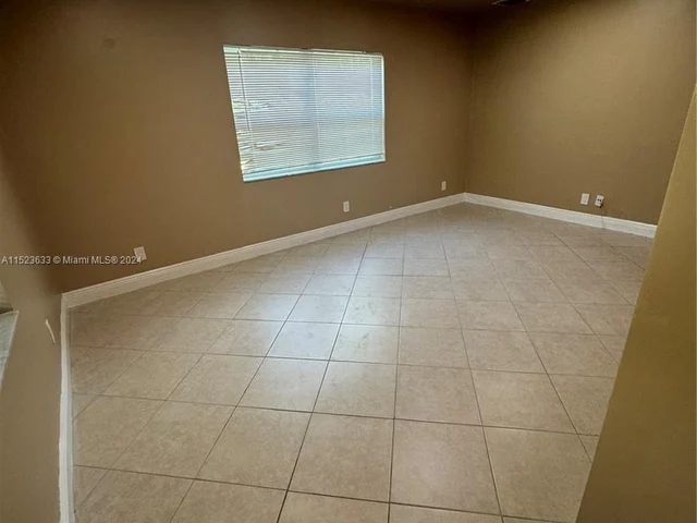 5371 Madison Rd # B, Delray Beach FL 33484