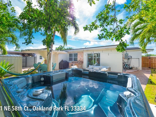 411 NE 58th Ct, Oakland Park FL 33334