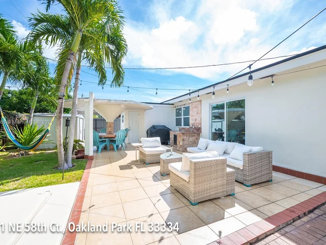 411 NE 58th Ct, Oakland Park FL 33334