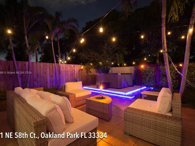 411 NE 58th Ct, Oakland Park FL 33334