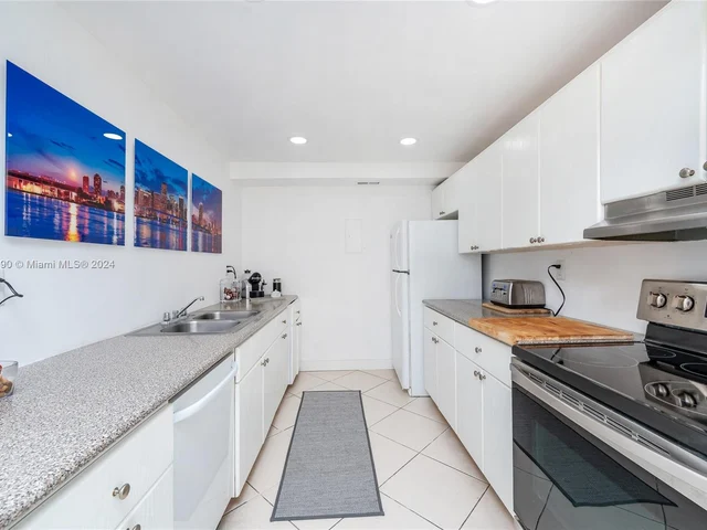 7933 West Dr # 1026, North Bay Village FL 33141