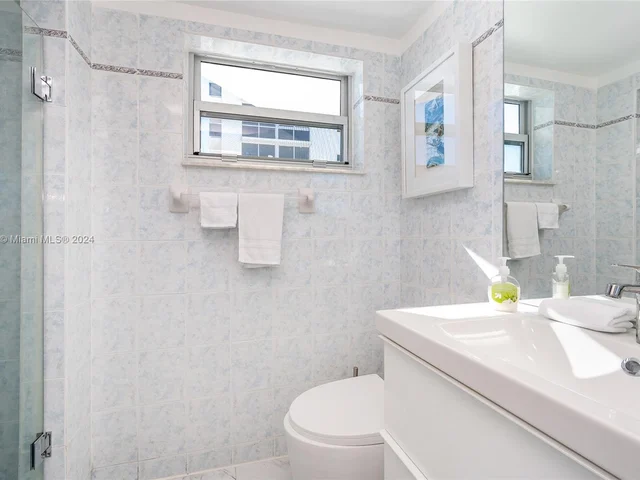 7933 West Dr # 1026, North Bay Village FL 33141