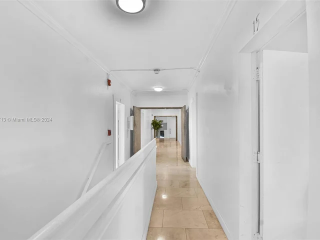 612 15th St # 9, Miami Beach FL 33139