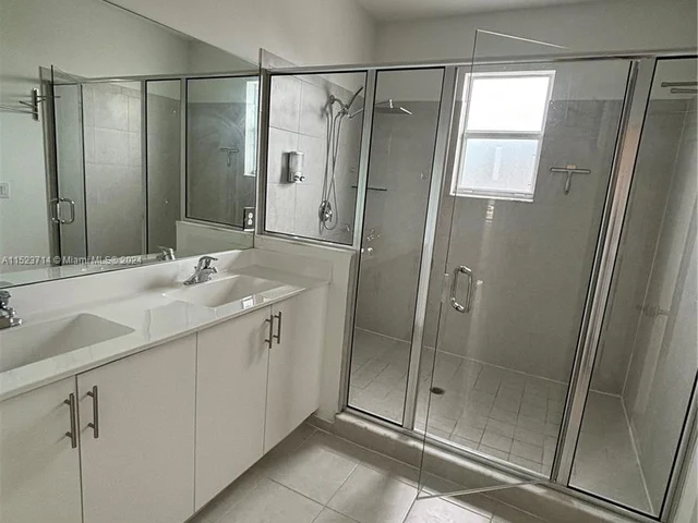 13612 SW 184th Ln, Miami FL 33177