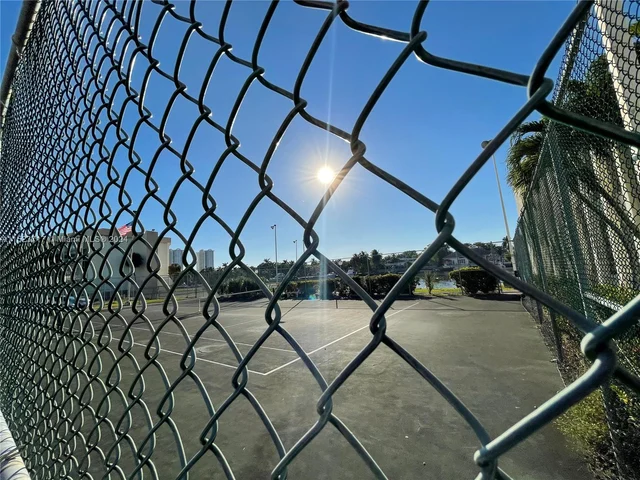 501 Three Islands Blvd # 410, Hallandale Beach FL 33009