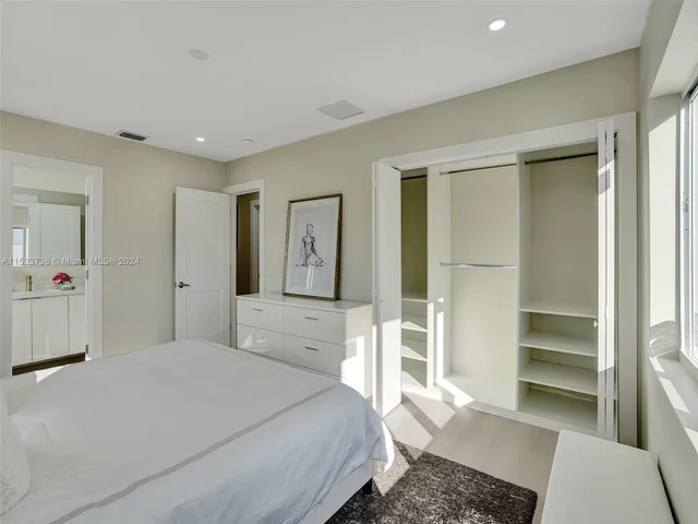 509 NE 28th St, Wilton Manors FL 33334