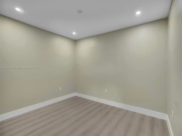 509 NE 28th St, Wilton Manors FL 33334