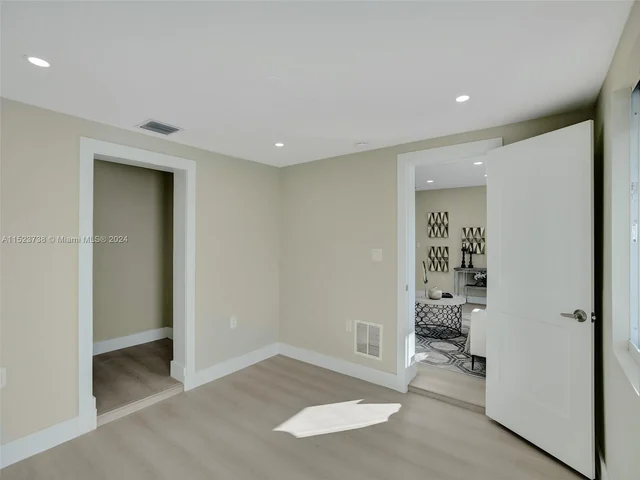 509 NE 28th St, Wilton Manors FL 33334