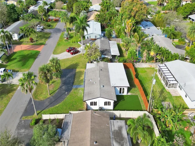 509 NE 28th St, Wilton Manors FL 33334