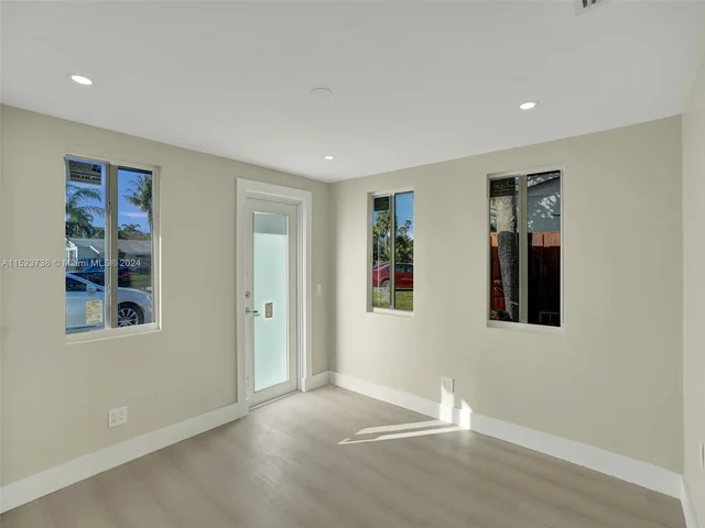 509 NE 28th St, Wilton Manors FL 33334