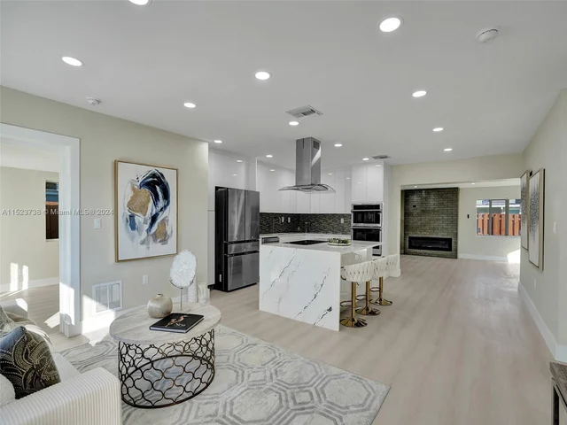 509 NE 28th St, Wilton Manors FL 33334