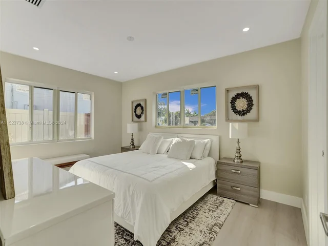 509 NE 28th St, Wilton Manors FL 33334