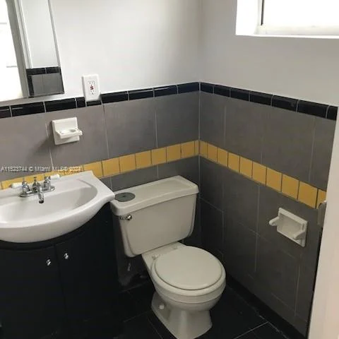 1289 Marseille Dr # 50, Miami Beach FL 33141