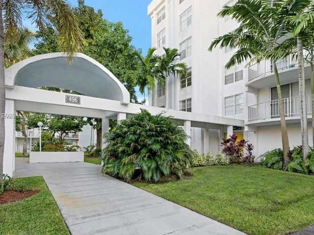 488 NW 165th St Rd # 409, Miami FL 33169