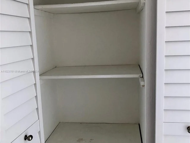 488 NW 165th St Rd # 409, Miami FL 33169