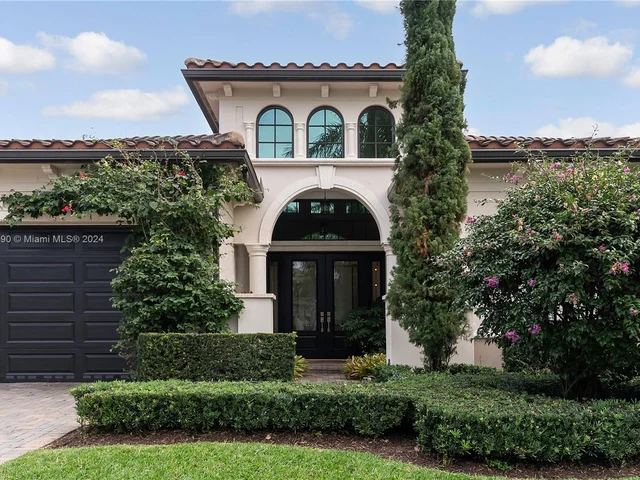 17662 Cadena Dr, Boca Raton FL 33496