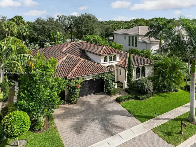17662 Cadena Dr, Boca Raton FL 33496