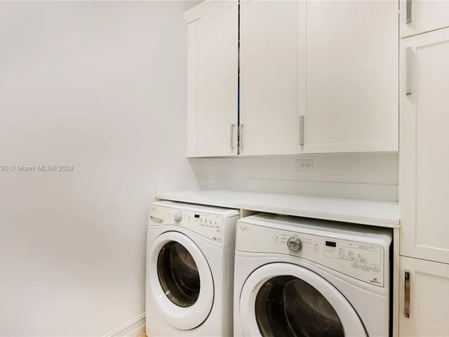 17662 Cadena Dr, Boca Raton FL 33496