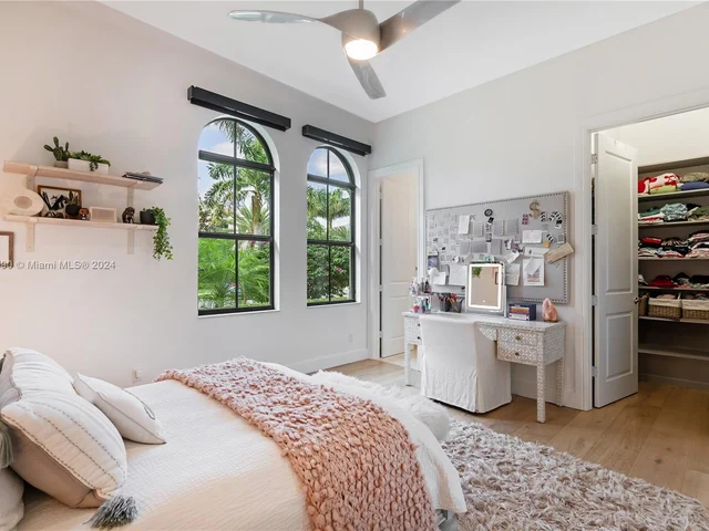 17662 Cadena Dr, Boca Raton FL 33496