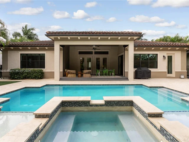 17662 Cadena Dr, Boca Raton FL 33496