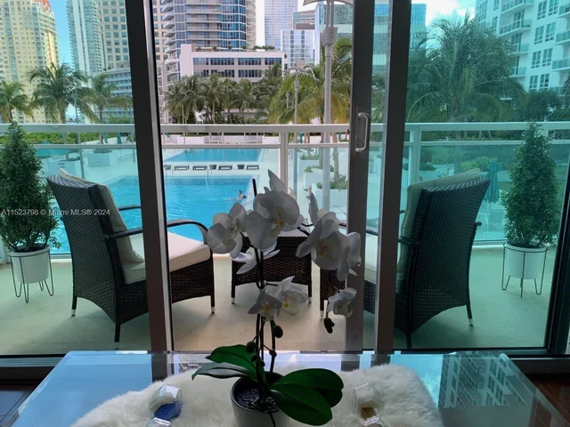 950 Brickell Bay Dr # 1107, Miami FL 33131