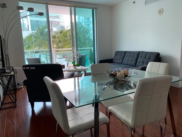 950 Brickell Bay Dr # 1107, Miami FL 33131