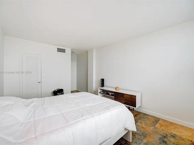 1455 N Treasure Dr # F, North Bay Village FL 33141