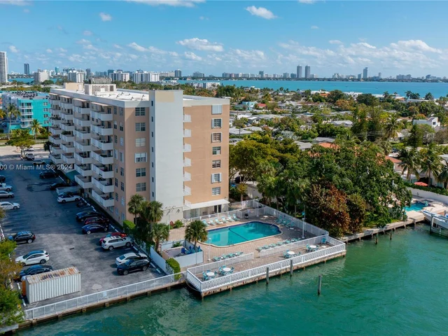 1455 N Treasure Dr # F, North Bay Village FL 33141