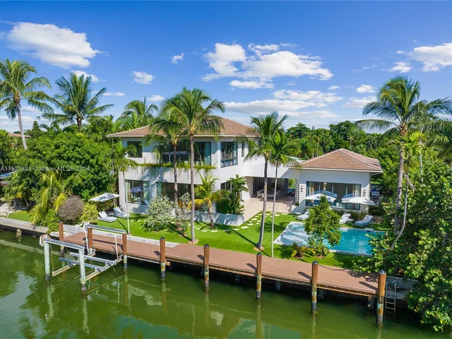 1200 NE 87th St, Miami FL 33138