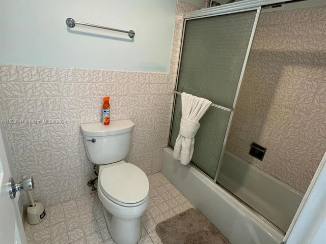 1817 S Ocean Dr # 521, Hallandale Beach FL 33009