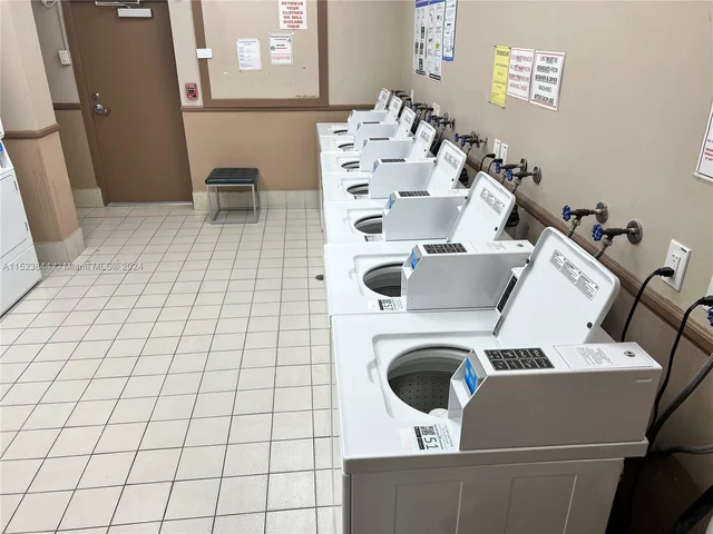 1817 S Ocean Dr # 521, Hallandale Beach FL 33009