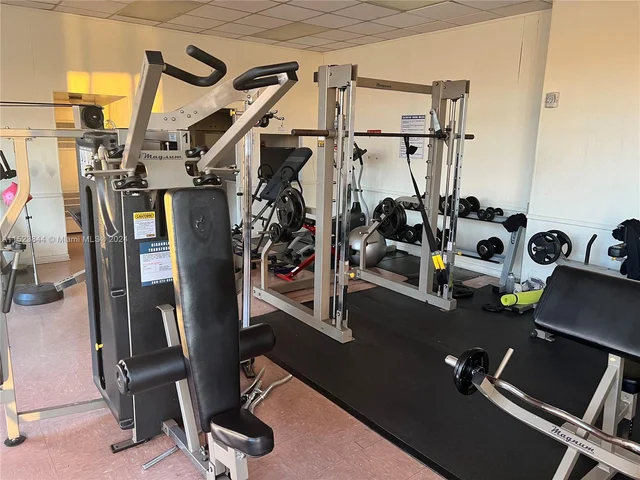 1817 S Ocean Dr # 521, Hallandale Beach FL 33009