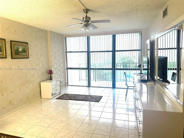 800 Parkview Dr # 404, Hallandale Beach FL 33009