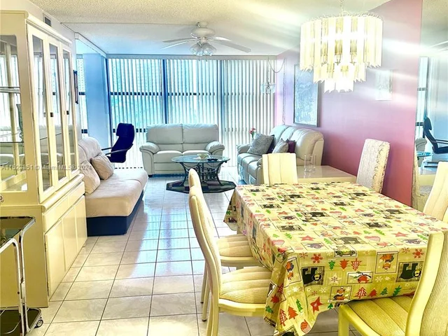 800 Parkview Dr # 404, Hallandale Beach FL 33009