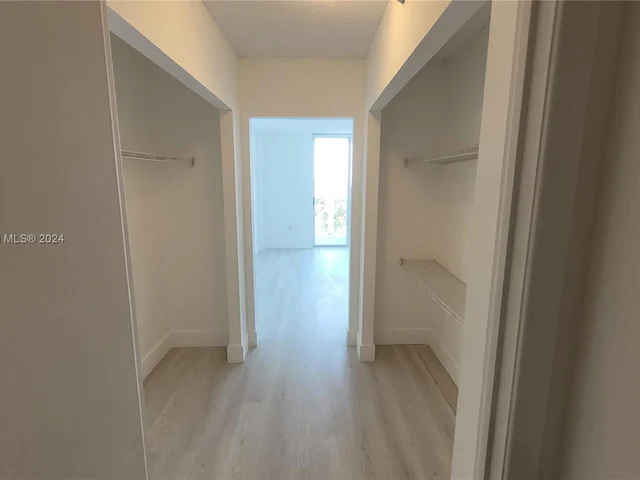 20515 E Country Club Dr # 1249, Aventura FL 33180