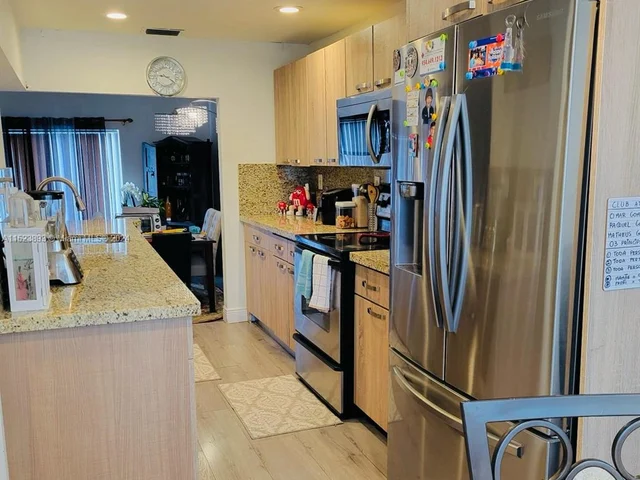 8238 NW 9th Ct # 4, Plantation FL 33324