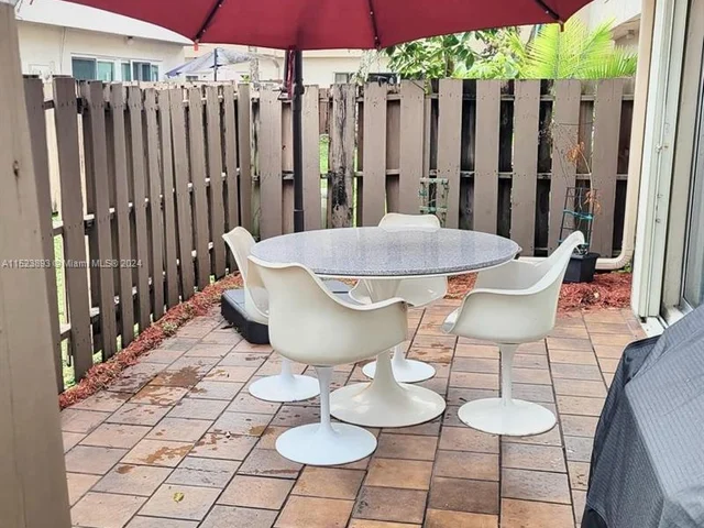 8238 NW 9th Ct # 4, Plantation FL 33324