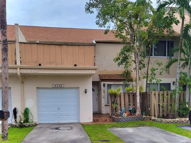 8238 NW 9th Ct # 4, Plantation FL 33324