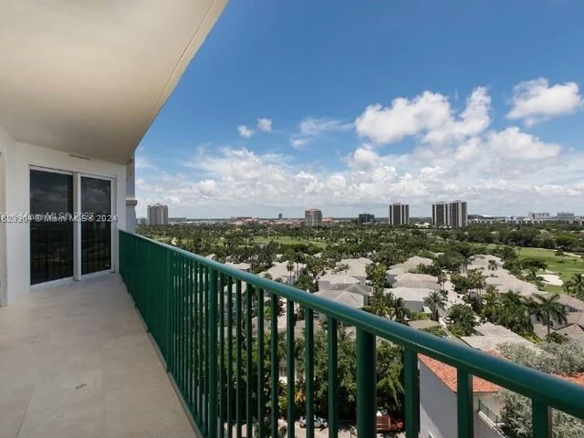 19900 E Country Club Dr # 1206, Aventura FL 33180