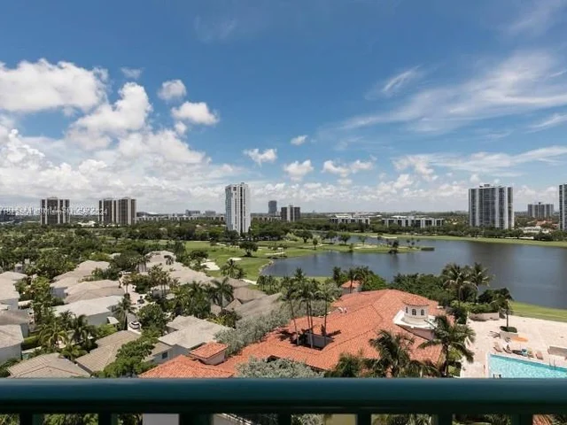 19900 E Country Club Dr # 1206, Aventura FL 33180