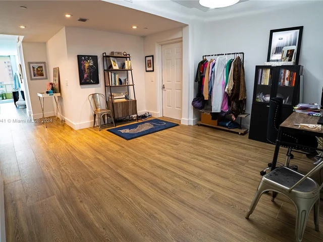 3340 NE 190th St # 707, Aventura FL 33180