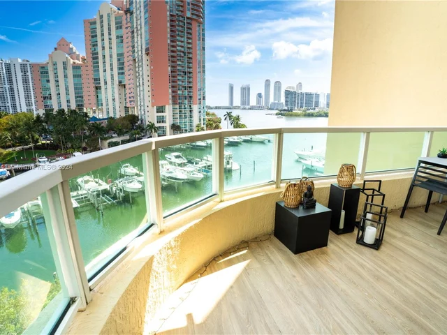 3340 NE 190th St # 707, Aventura FL 33180