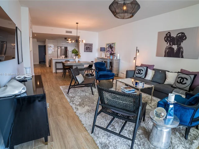 3340 NE 190th St # 707, Aventura FL 33180